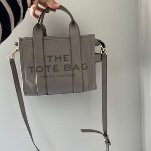 COPY - COPY - Marc jacobs the tote bag